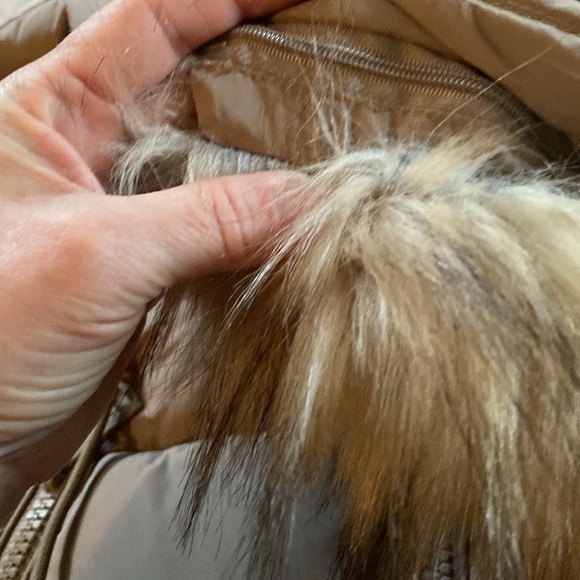 Calvin Klein Gap Brown Puffer Jacket with Faux Fur Hood - Picture 8 of 11